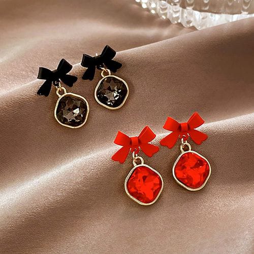 AWJ-166 Bow Shape Korean Earrings – Elegant Fashion Jewellery, Stylish Accessory for Women